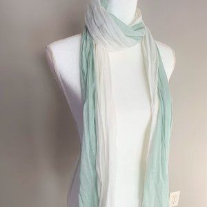 Pretty Light Green & White Scarf